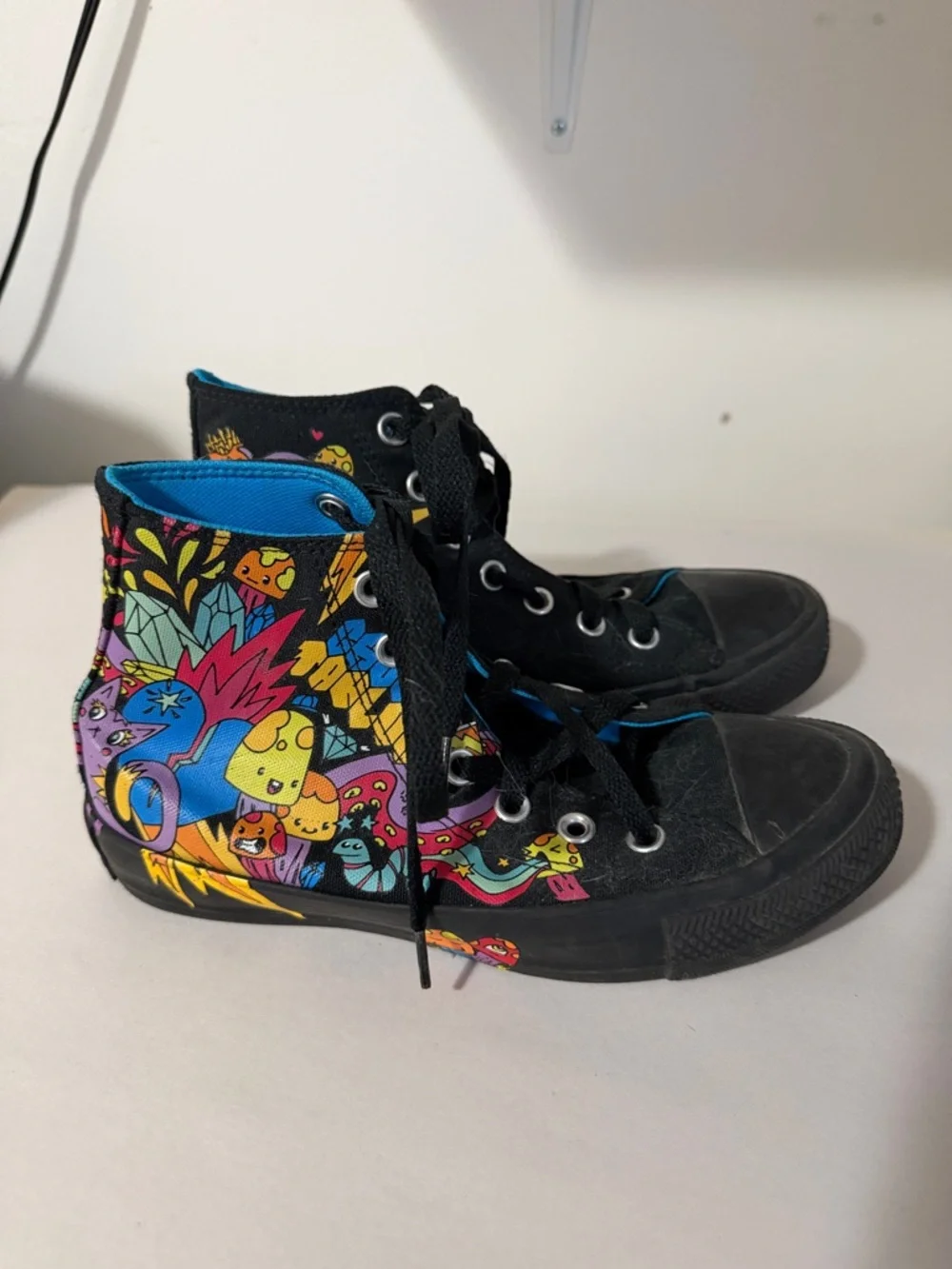 Converse Kids Black Multicolor High-Top Sneakers - Picture 1 of 6